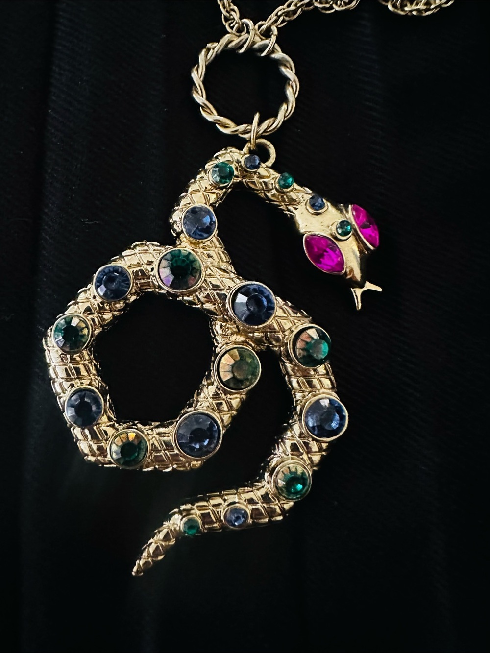 NWOT: BETSEY JOHNSON Jeweled Snake Pendant Necklace
